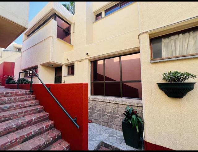 3 BEDROOM DUPLEX FOR SALE IN PARADISE VALLEY